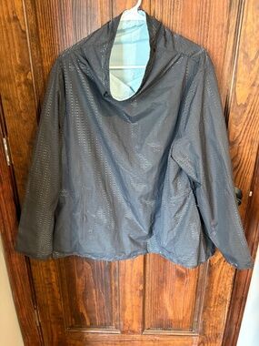 Fabletics Liora Pullover jacket size 1XL NWT slate gray with blue/green